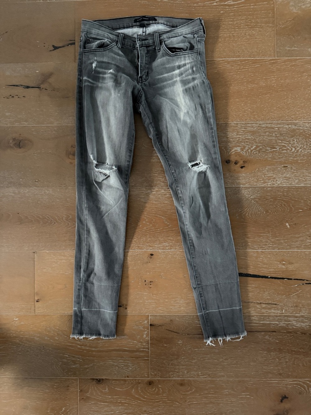 Flying Monkey . Gray Distressed Women's Skinny Jeans